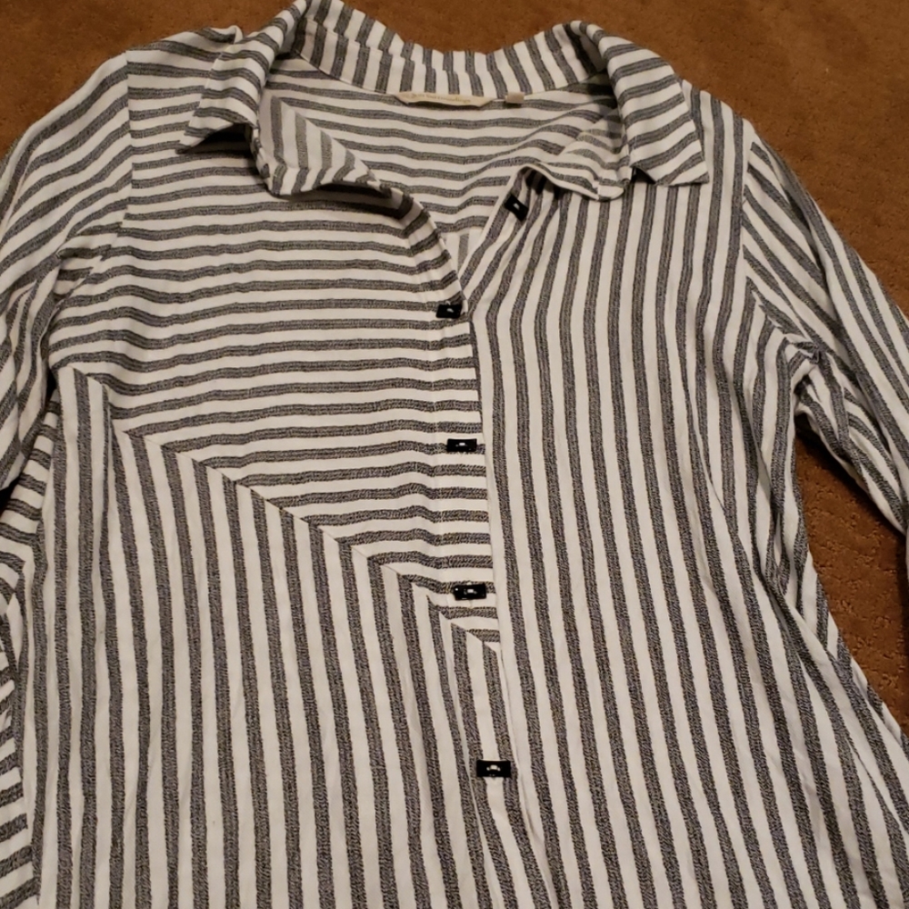 Black and white tunic